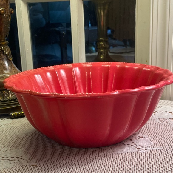 Vintage Cerutil Stoneware Large Scalloped Fluted
Serving Bowl Portugal 10.5* - Picture 16 of 16